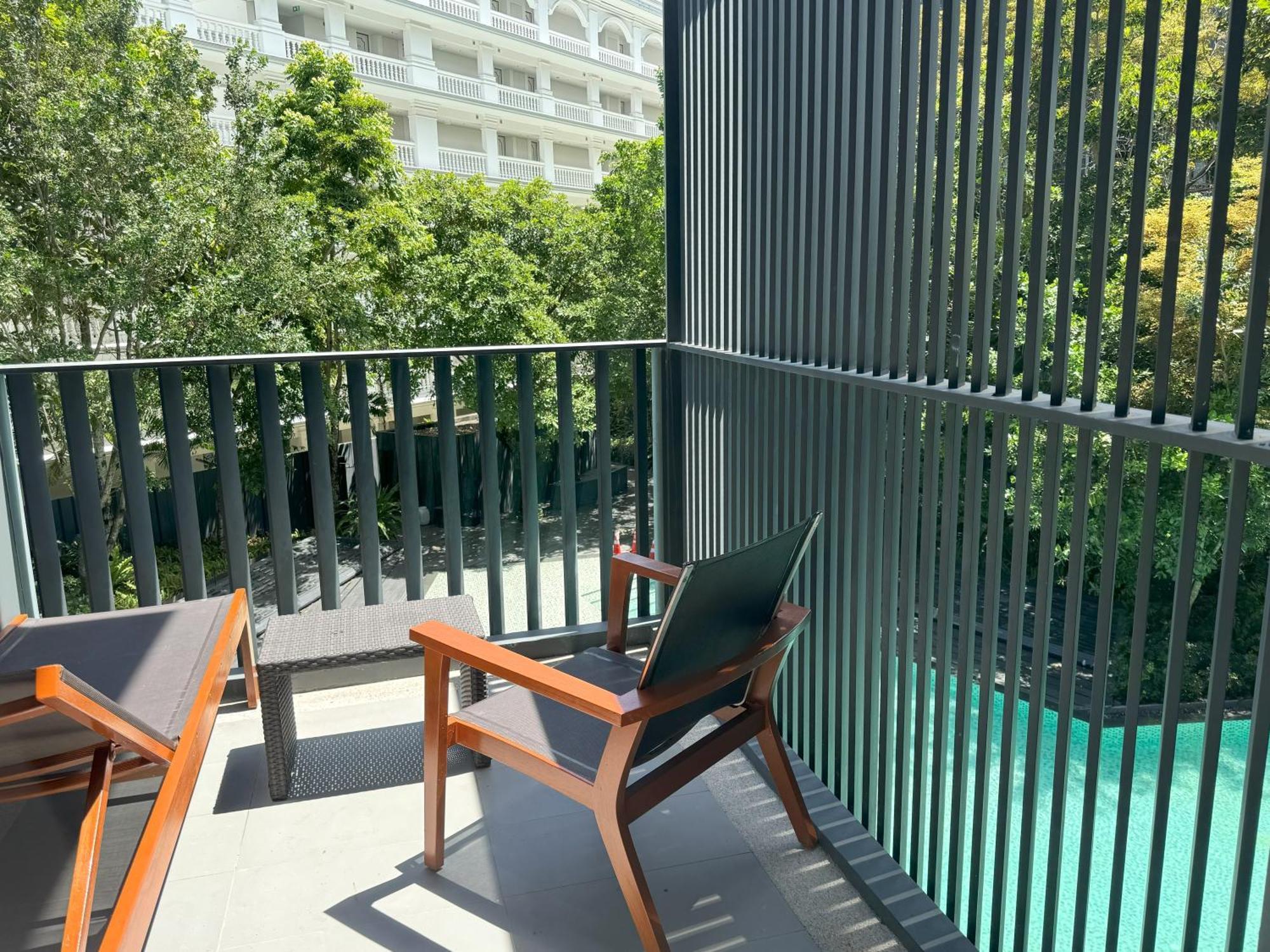 The Deck Condominium By Lofty Patong Exteriör bild