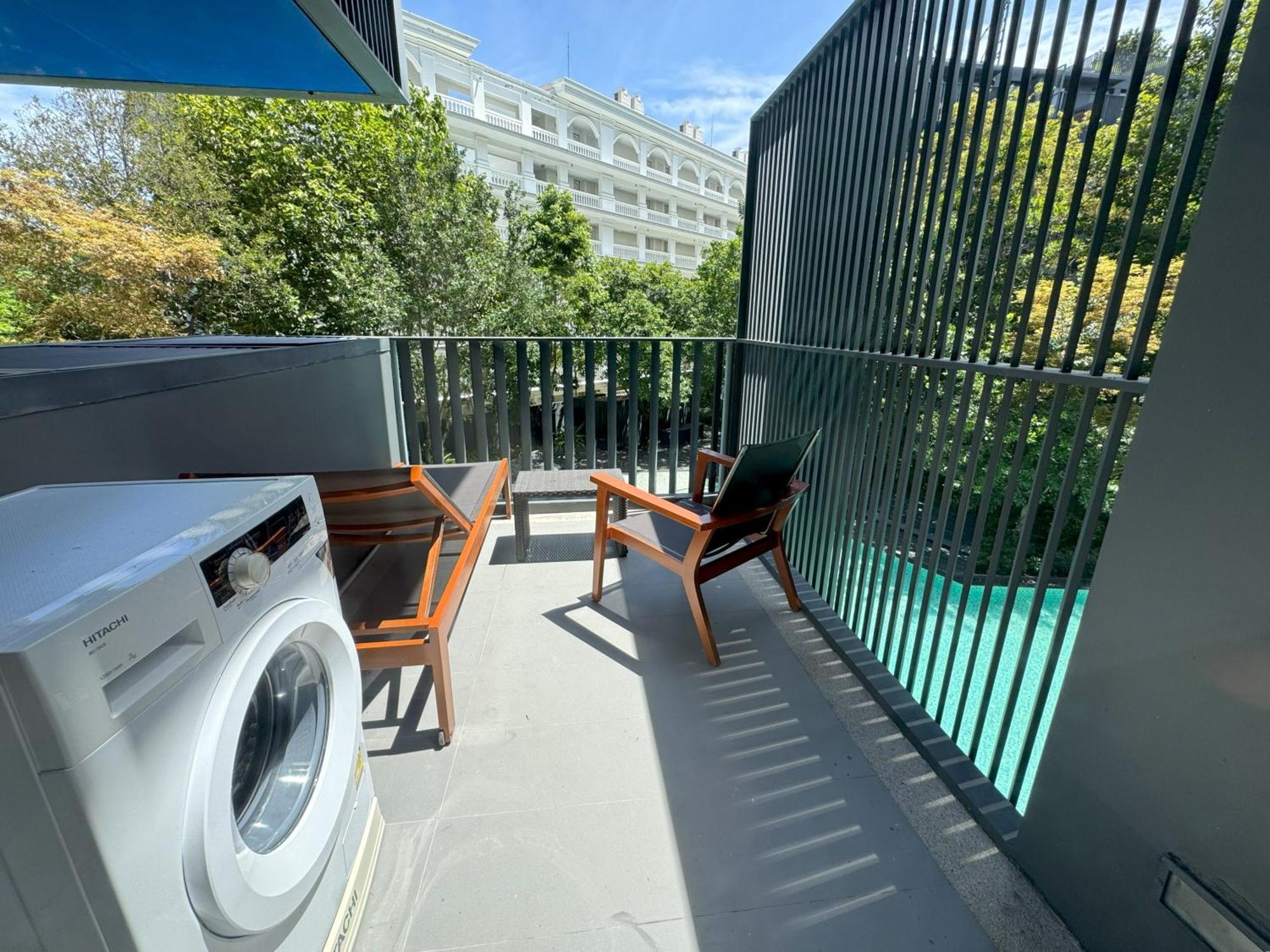 The Deck Condominium By Lofty Patong Exteriör bild