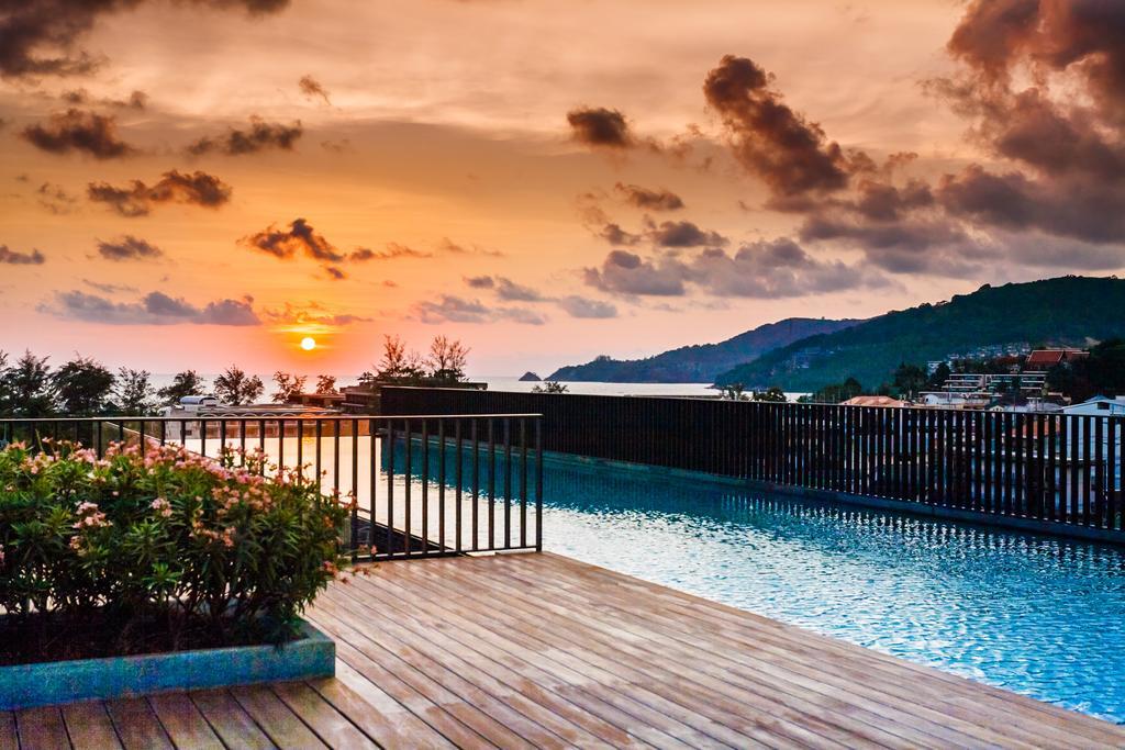 The Deck Condominium By Lofty Patong Exteriör bild
